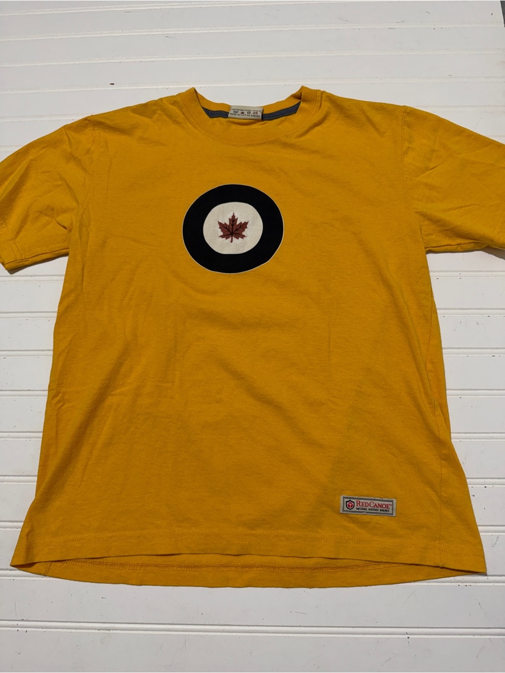 Red Canoe Canada Heritage T-Shirt - RCAF Maple Leaf Roundel - Size M